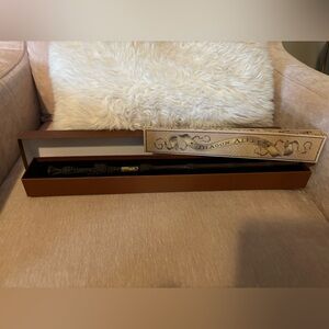 Professor Dumbledore Harry Potter Wand that works with Universal Parks